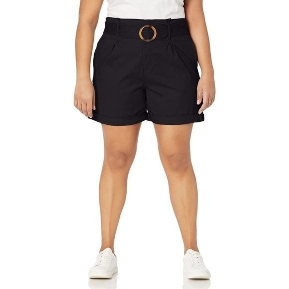 NWT Size 8 Gloria Vanderbilt Women's Trapunto Self Belt Vacation Short, Black